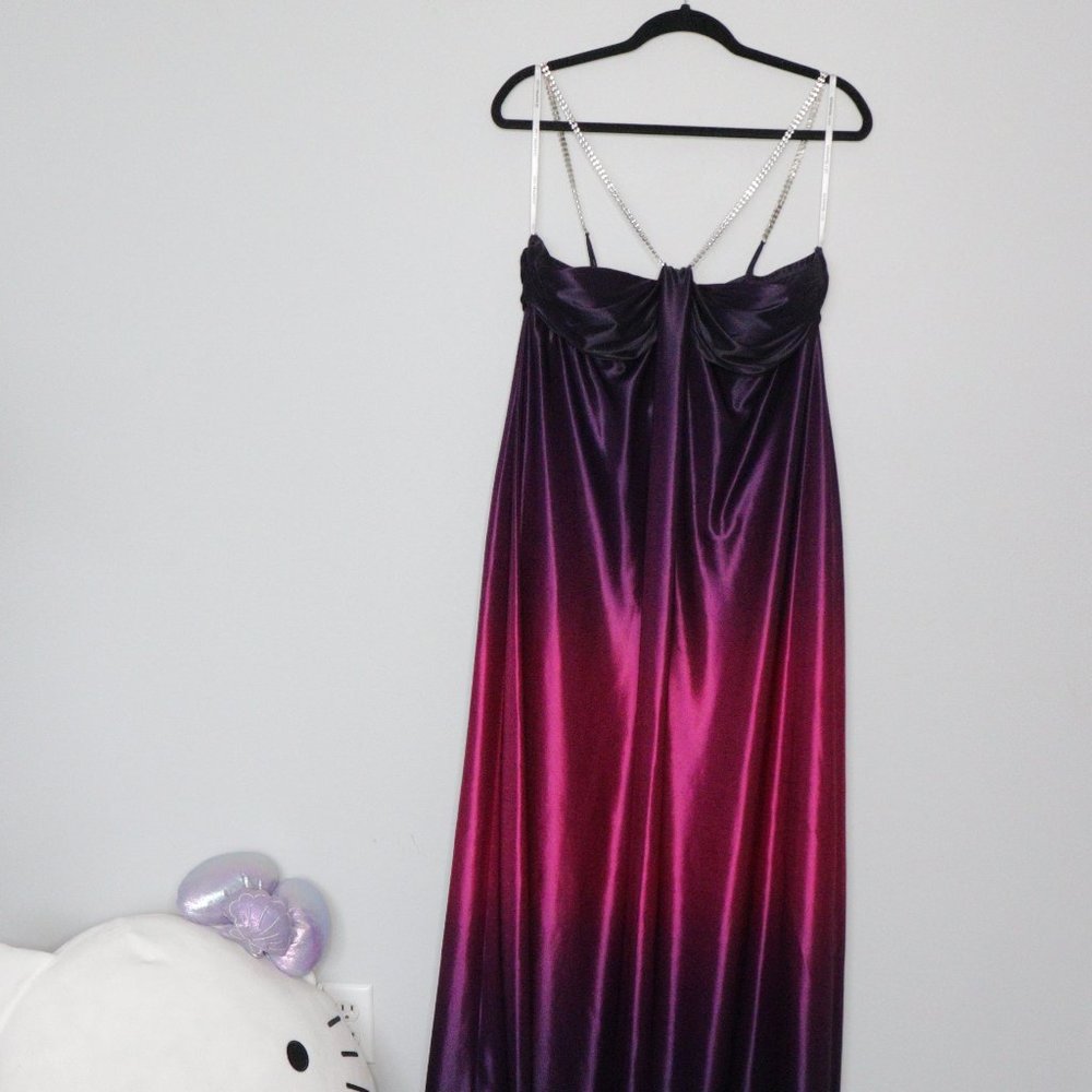 🌏City Triangles - plus-size Purple Ombre Dress with Rhinestone Straps – Size 15